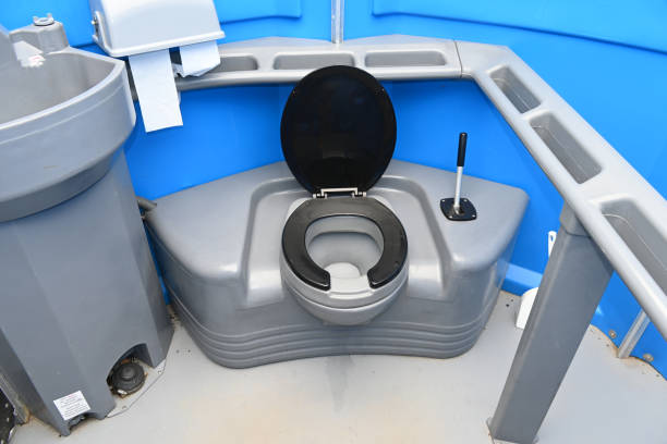 Best Portable toilet rental cost  in Harbor Beach, MI